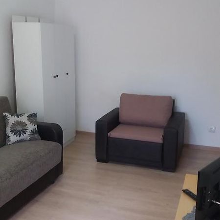 Апартаменти Studio Cora Оршова Екстер'єр фото